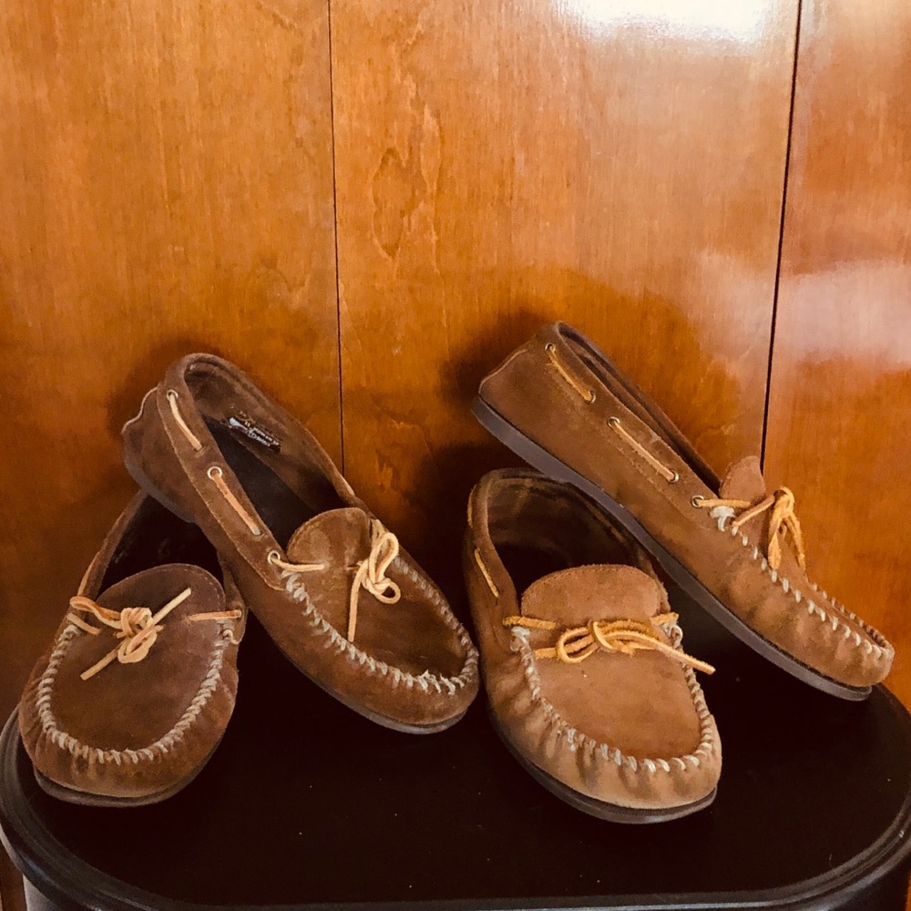 Measurements & info in box BELOW.  Both SIZE 11
